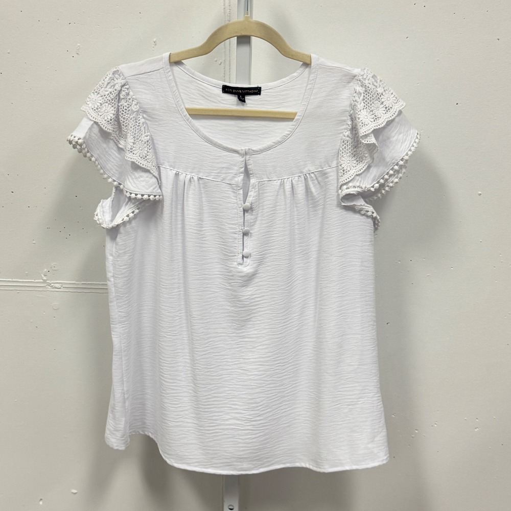 Adrienne Vittadini White Crochet Lace Flutter Sleeve Blouse Top VW34917 Large